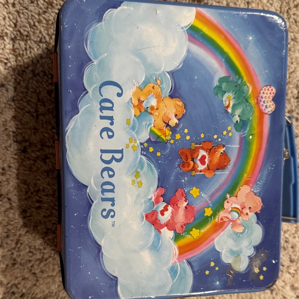 2002 vintage Care Bears Tin Box